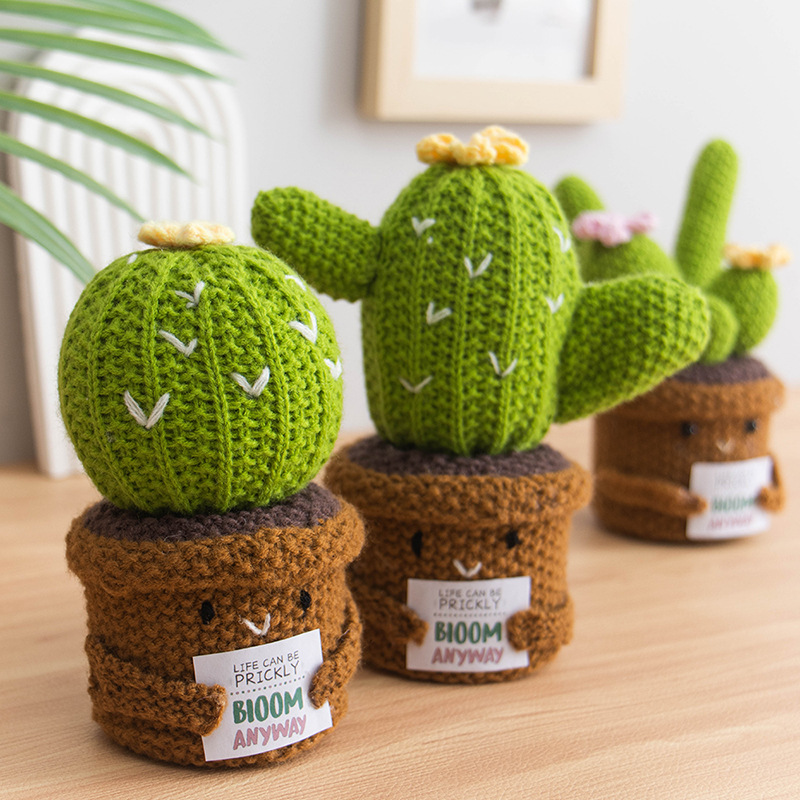 Handmade Crochet Emotional Sup - Home Textiles Today 评论和价格